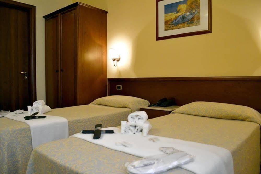 Hotel Gangi Пиаца Армерина Екстериор снимка